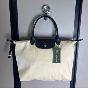 Brand new Longchamp white medium crossbody handbag